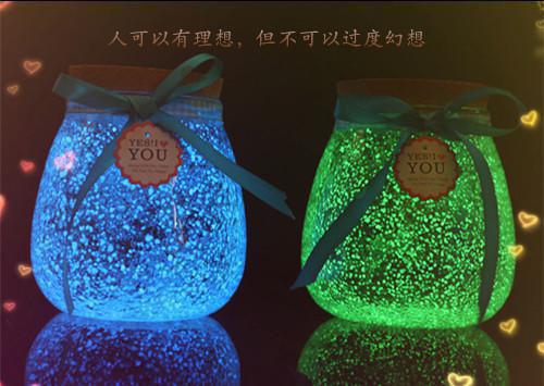 付出努力收获成功的人物事例3个